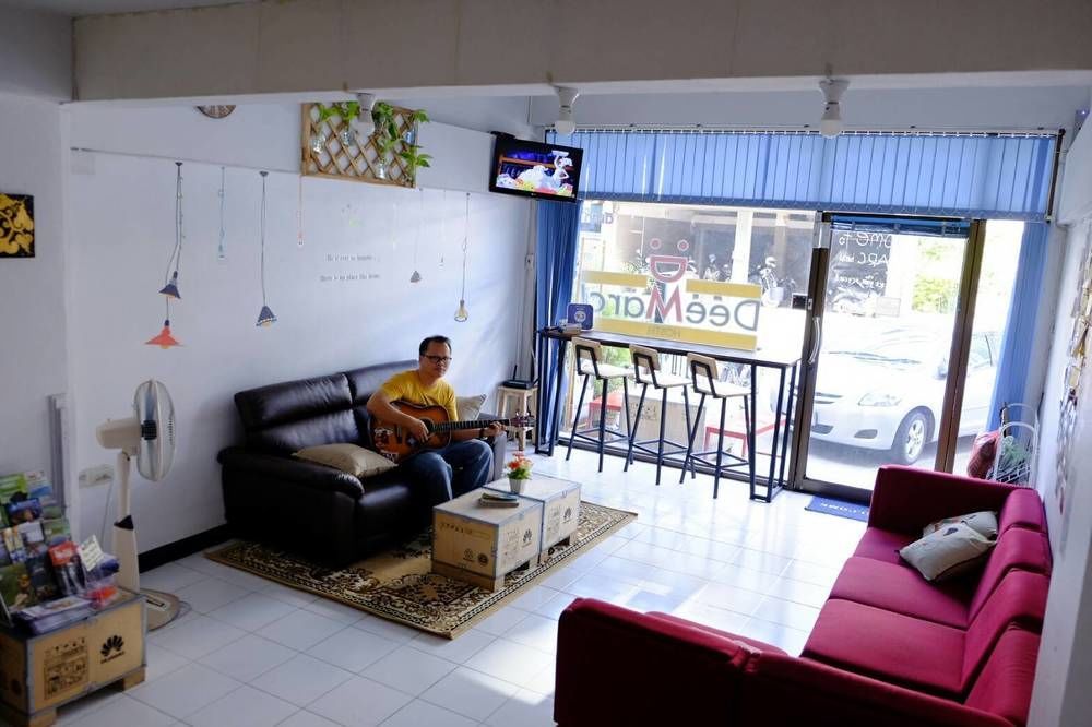 Hostel Dee Marc Chiang Mai Zewnętrze zdjęcie